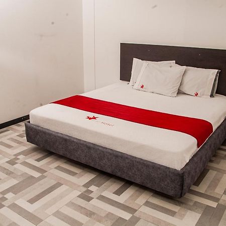 Hotel Star פאסטו מראה חיצוני תמונה